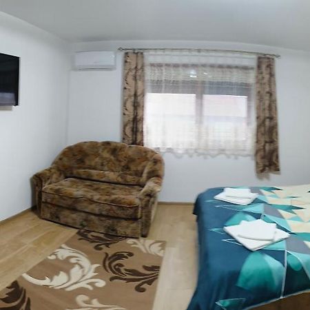 Villa Casa Luminita Ieşelniţa Esterno foto
